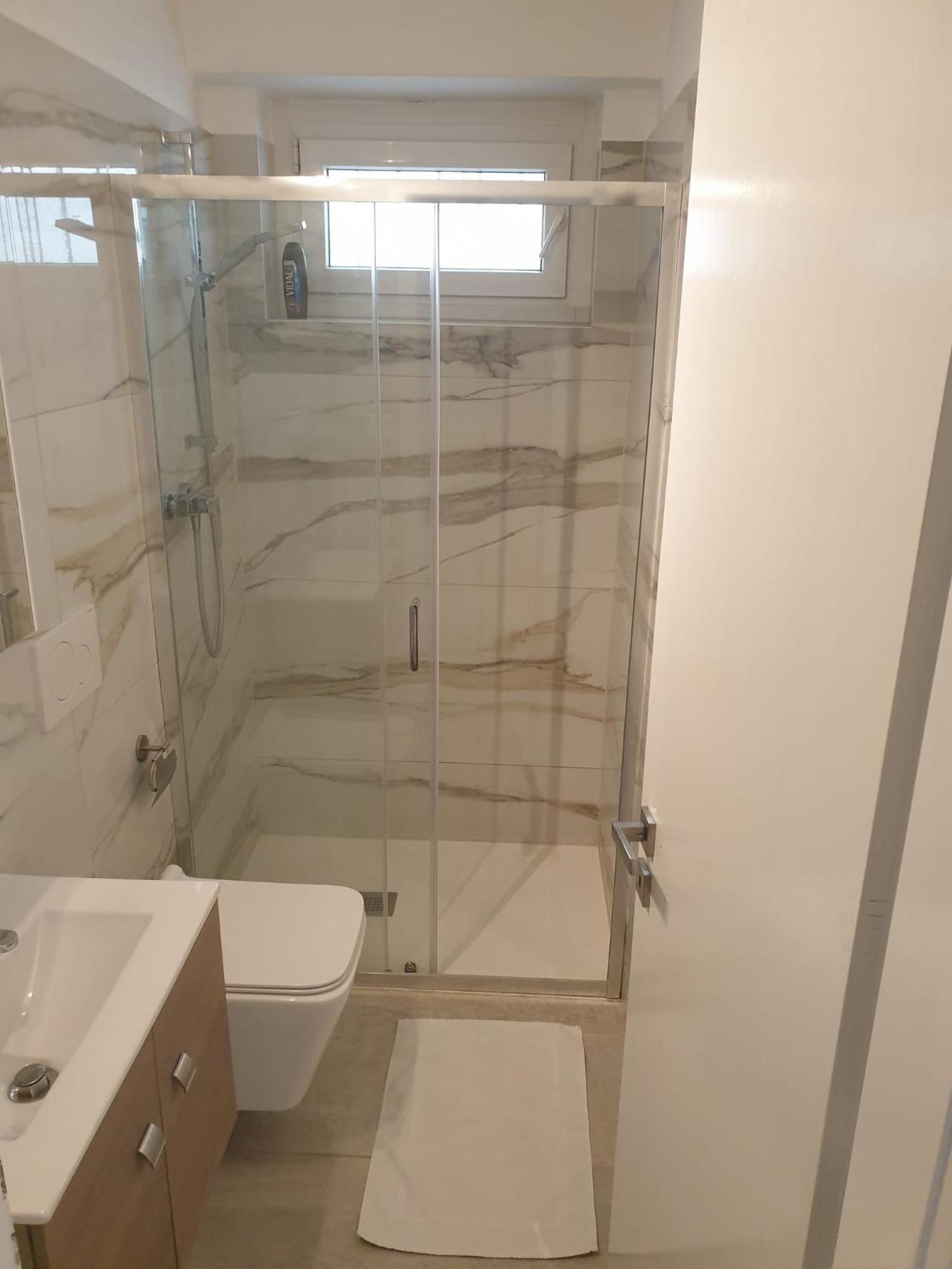 Lugano Lakeview Apartment With Self Check-In & Private Parking On Request Esterno foto