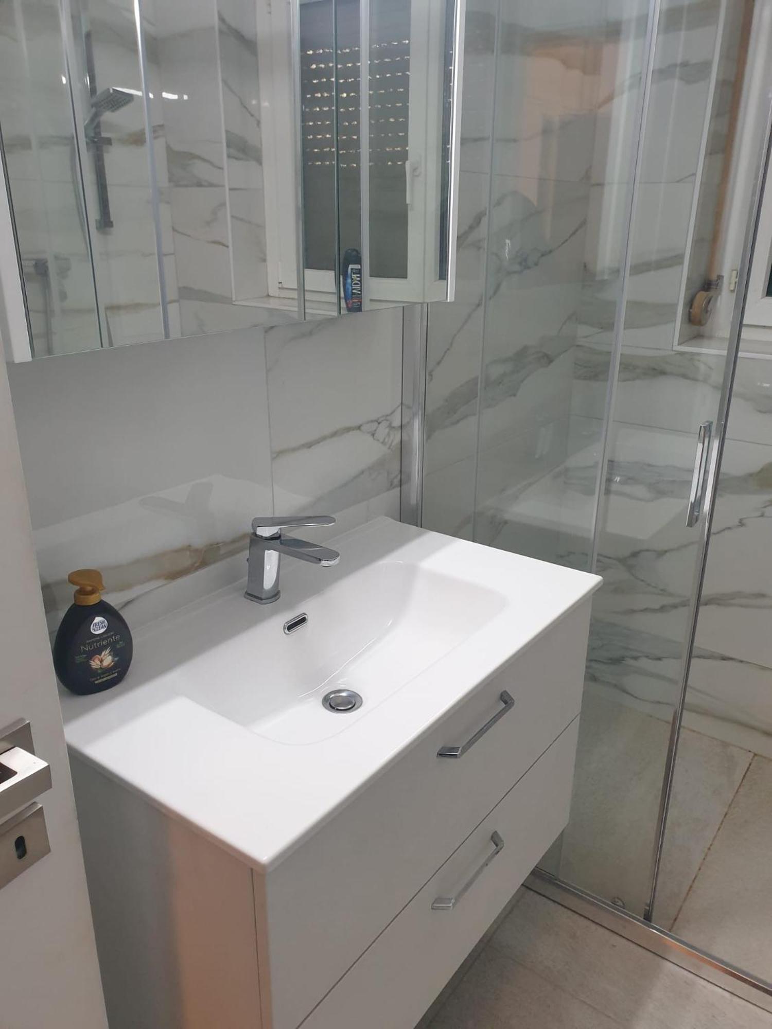 Lugano Lakeview Apartment With Self Check-In & Private Parking On Request Esterno foto