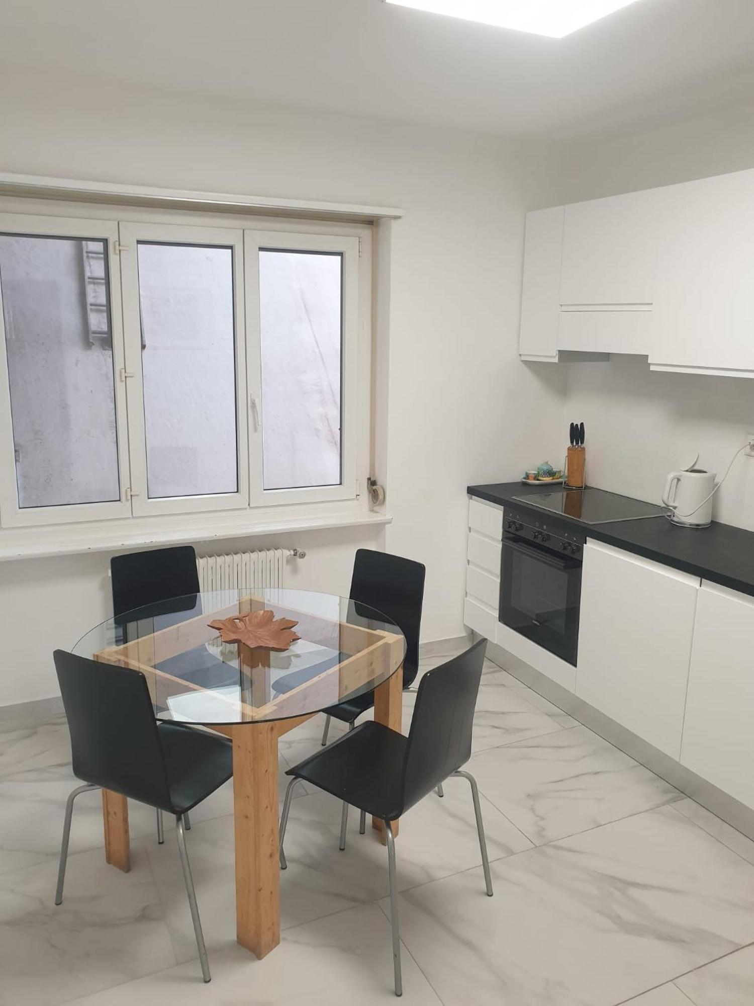 Lugano Lakeview Apartment With Self Check-In & Private Parking On Request Esterno foto